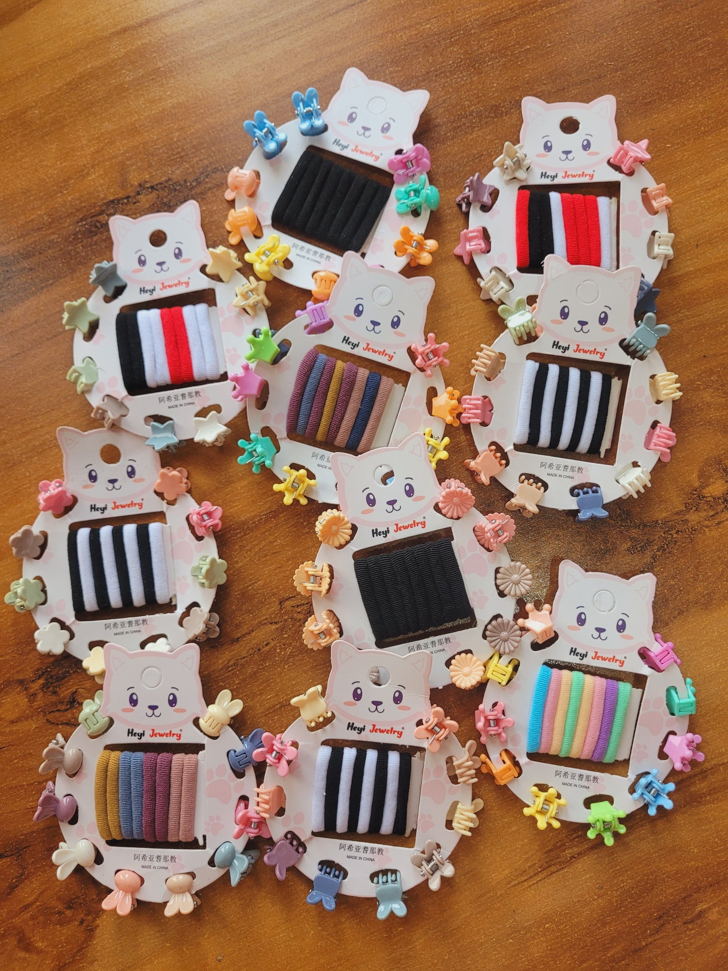 Beautiful Mini Claws and Hairties Card
