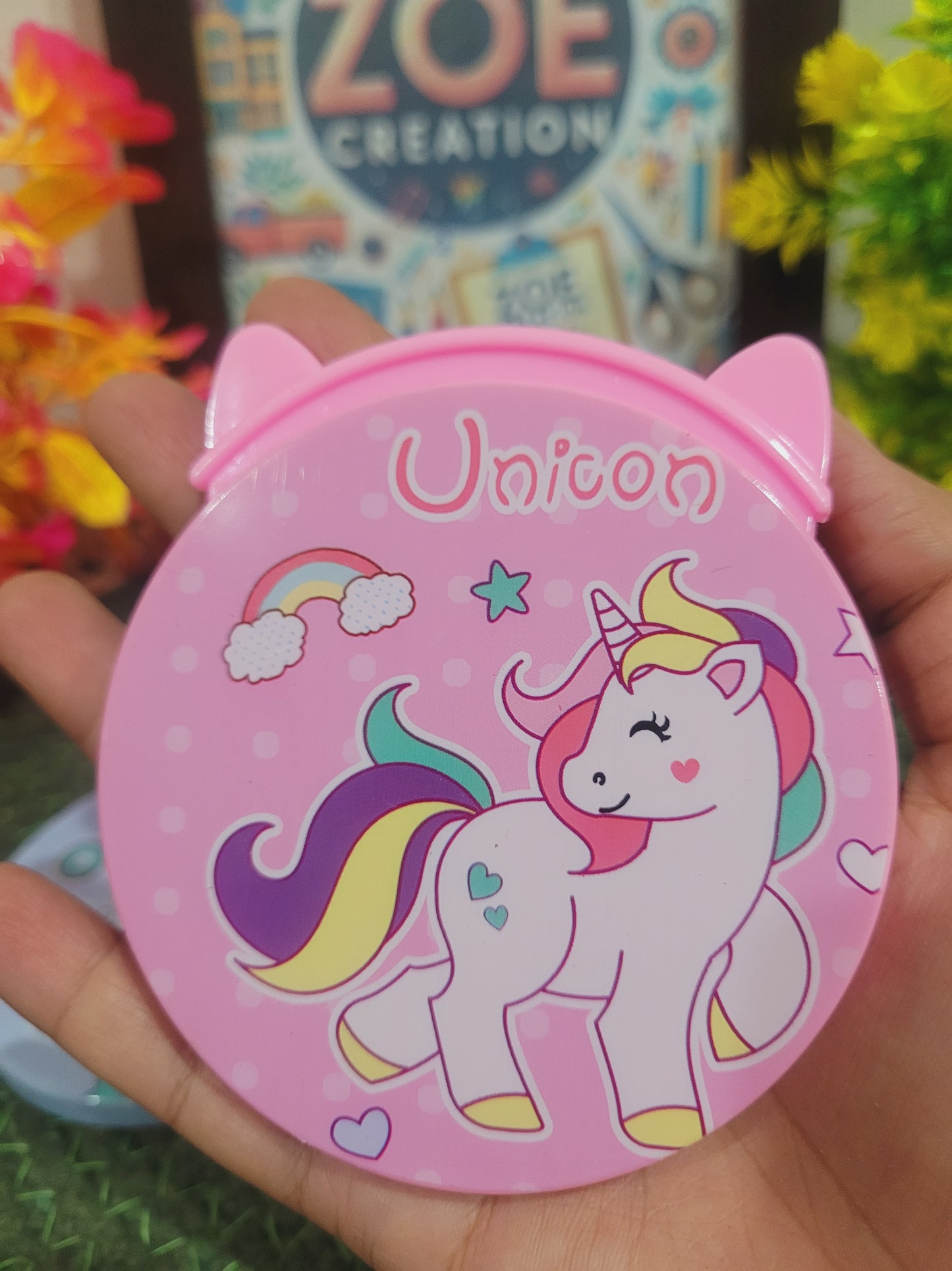Unicorn Round Mirror With Tiny Comb