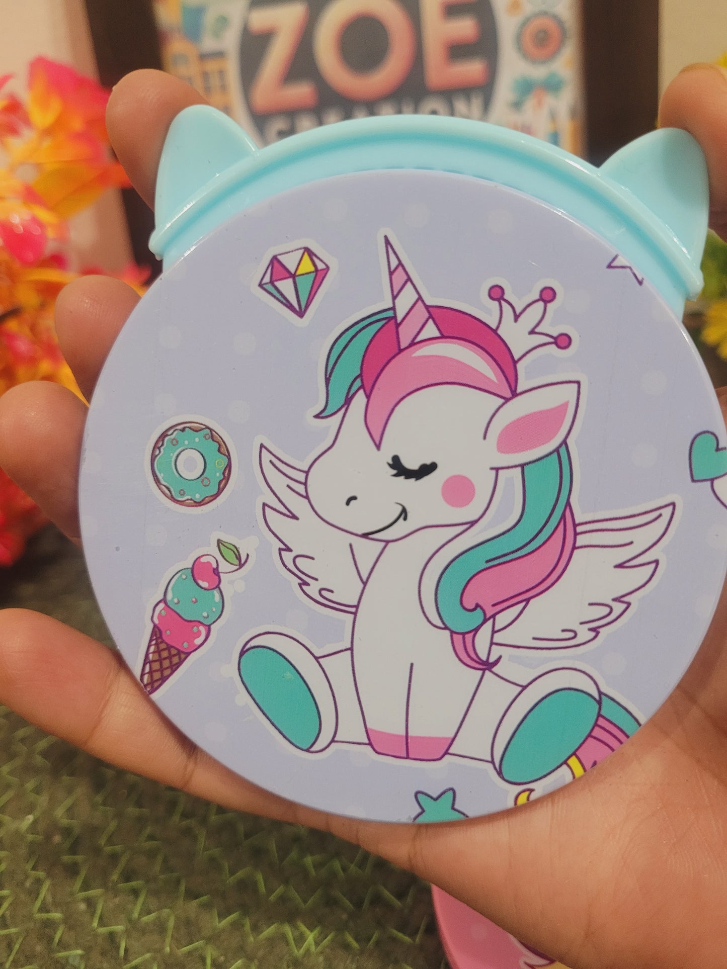 Unicorn Round Mirror With Tiny Comb