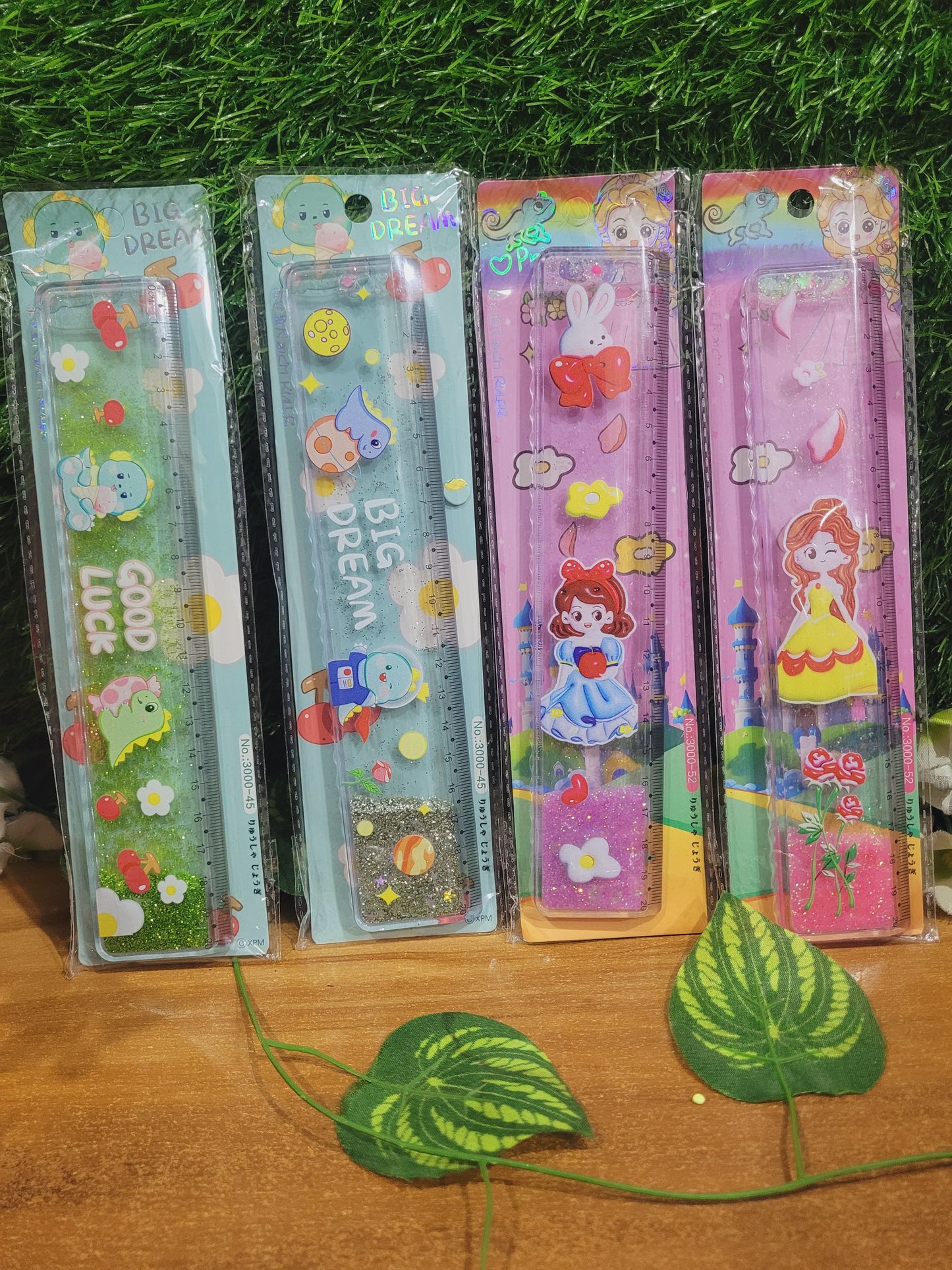 Floating Glitter Scale