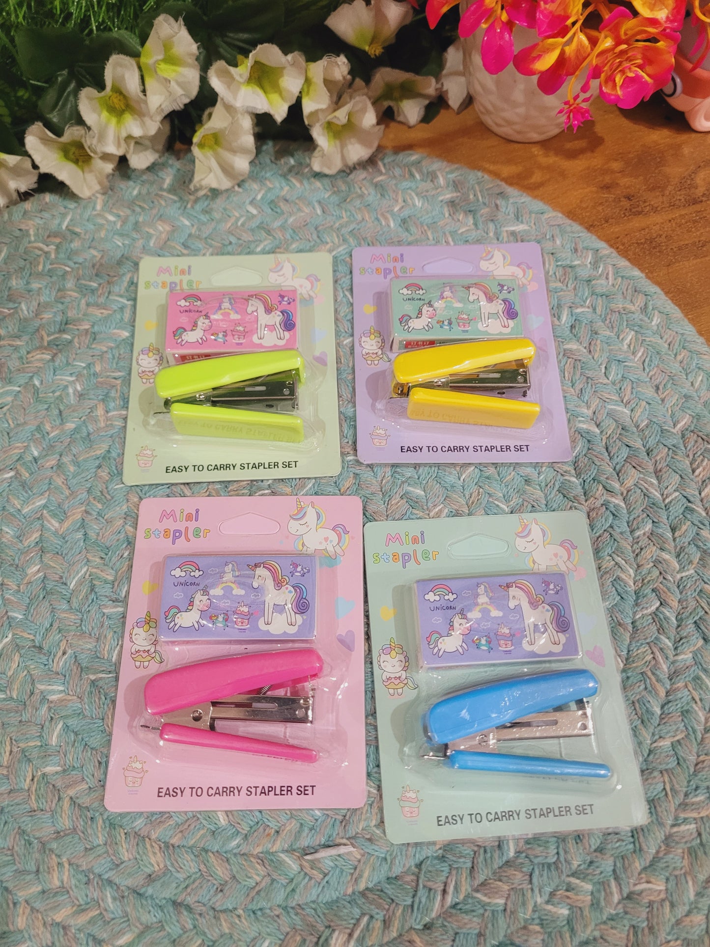 Mini Portable Stapler Set