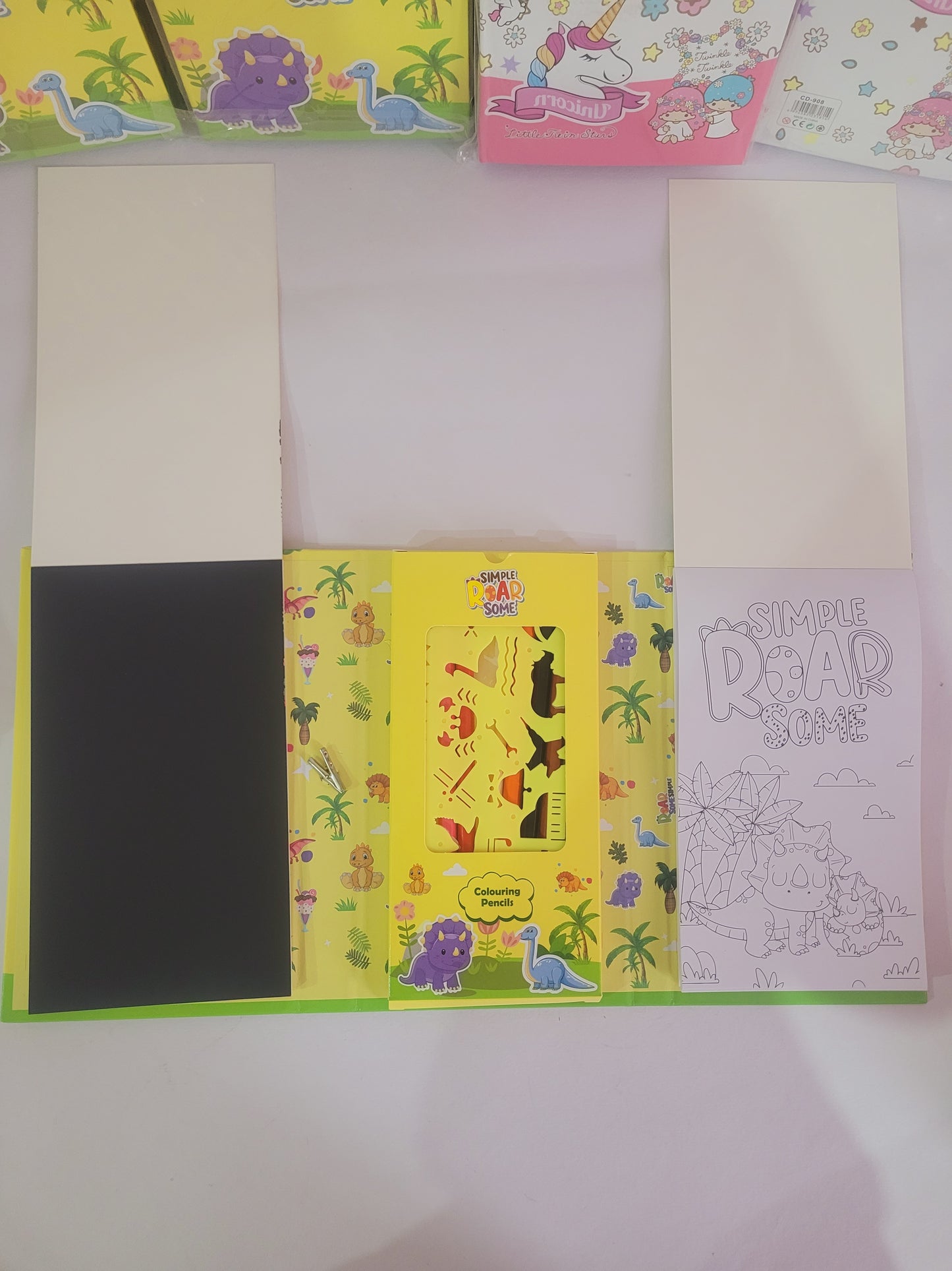 Trifold Coloring Book Set