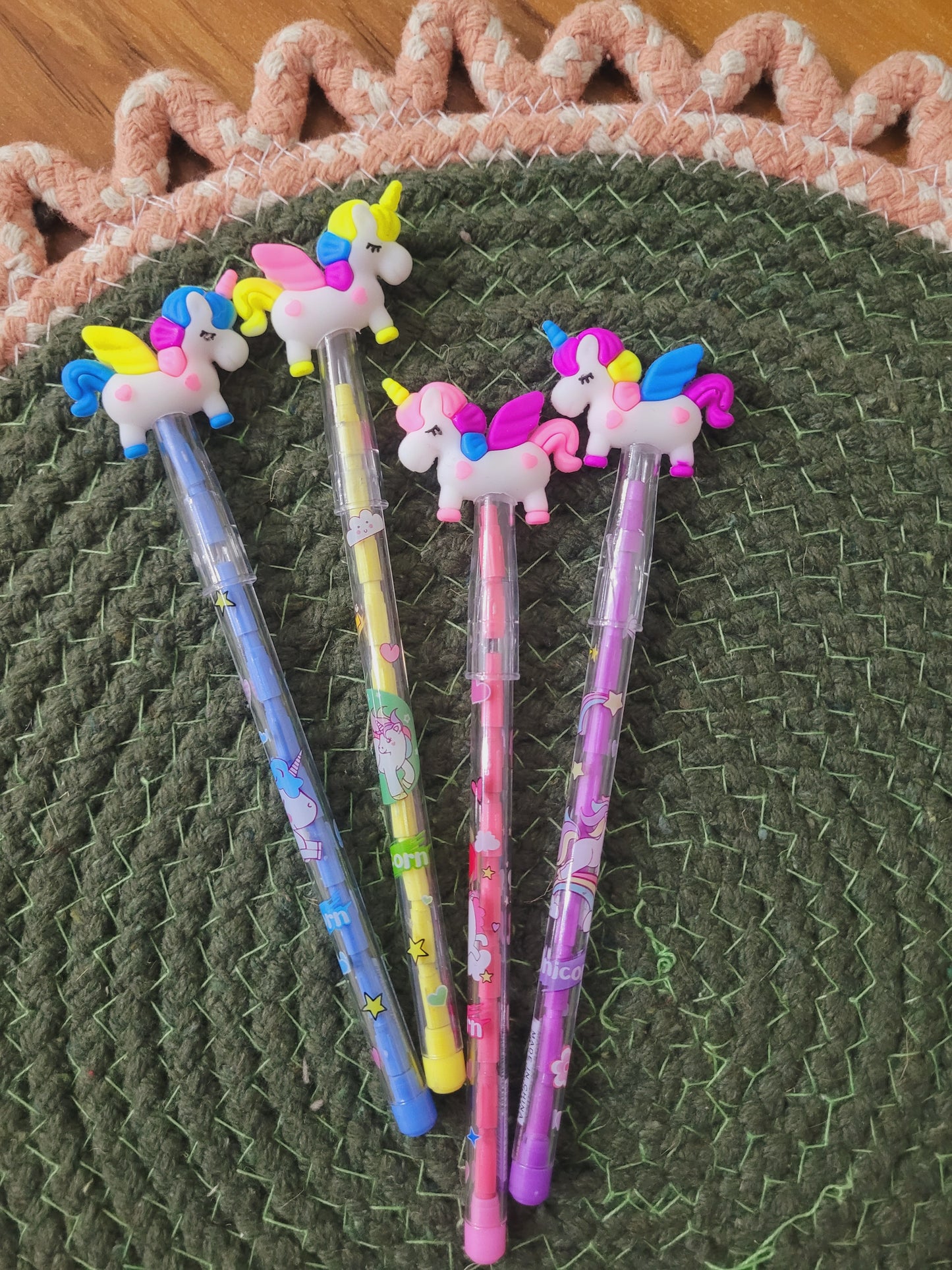 Pack of 6 Unicorn bullet pencils