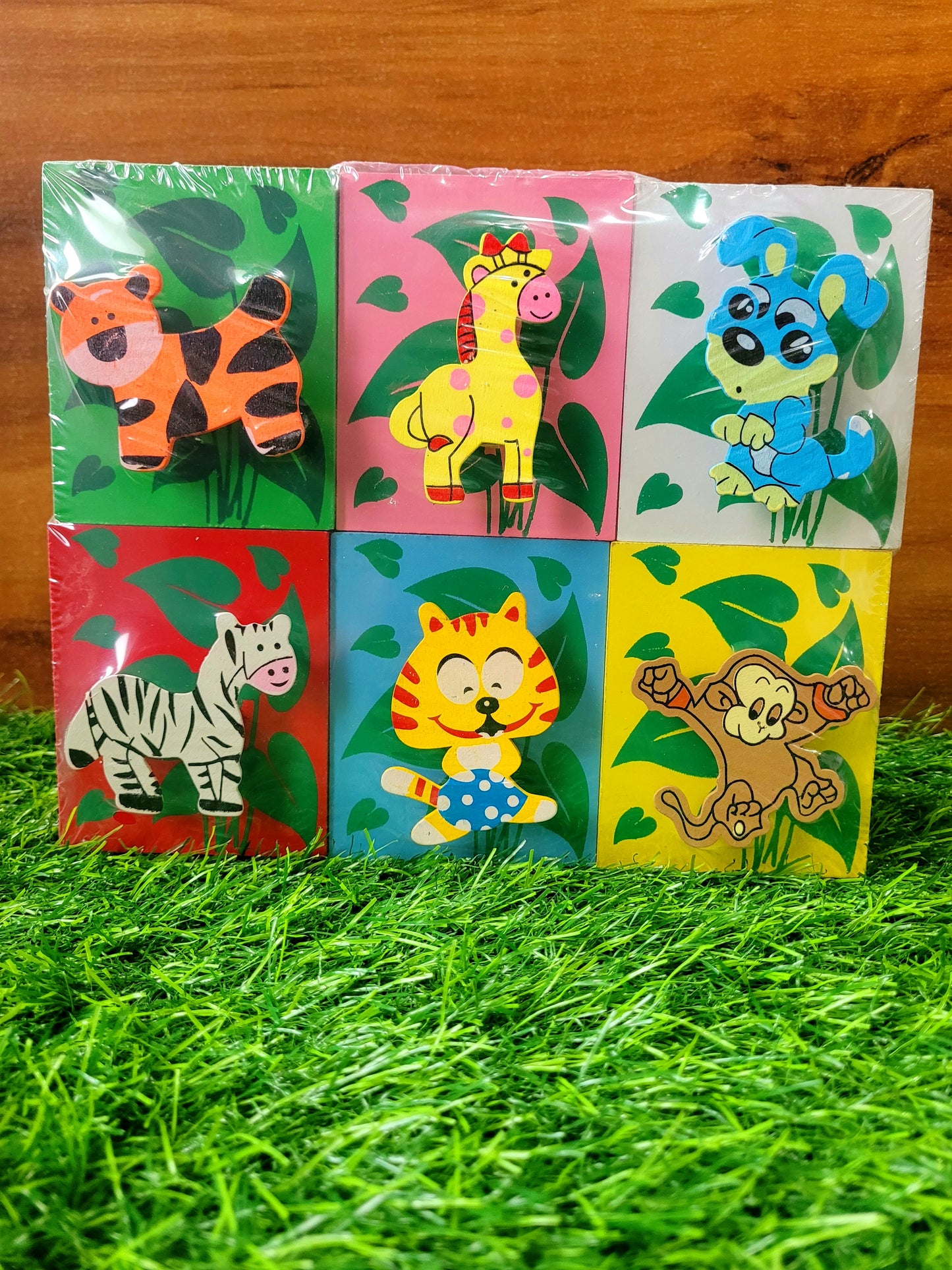 Wooden Animal Penholder