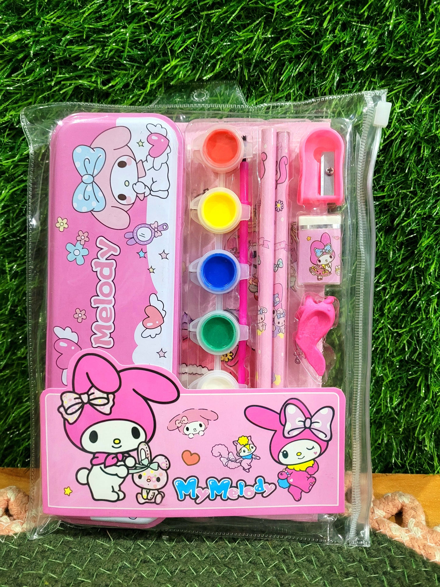 Sanrio Themed Stationery+Colouring Set